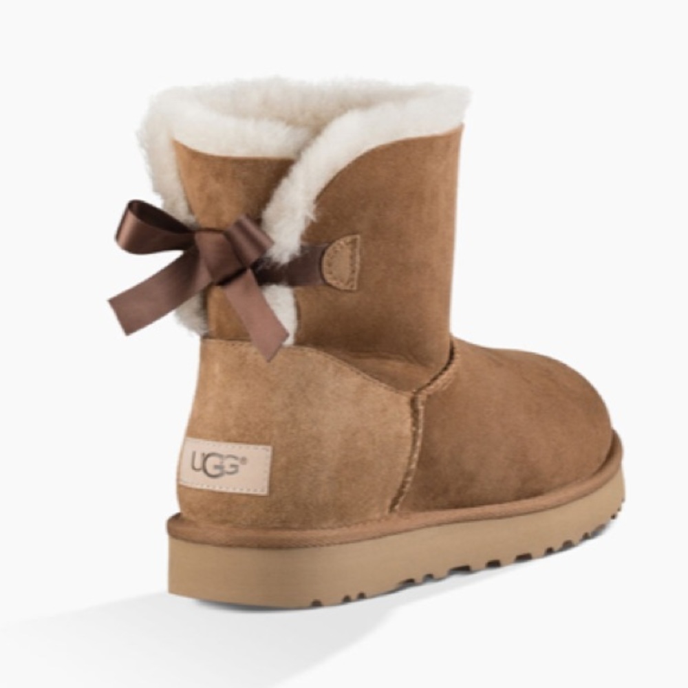 Ugg Mini Bailey single bow boots